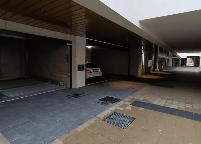 아파트 Apartia Center *